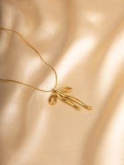 Ribbon Flow Necklace